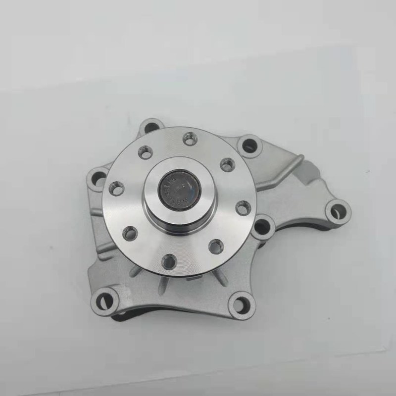 O ferro 4JR1 8-94140-341-2 cabe a bomba de água 19*19*19cm de ISUZU 4JB1
