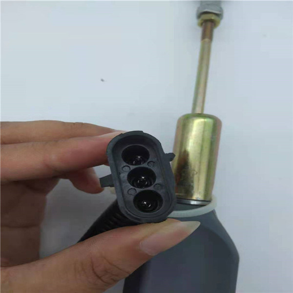 Válvula de solenoide da parada RE53559 cabida para a máquina escavadora Trator Engine 6910 9965 6610 6710 12V