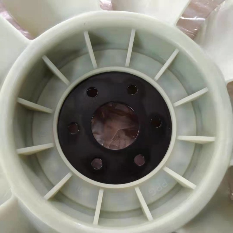 600-625-7620 a lâmina de Engine Cooling Fan da máquina escavadora cabe PC200-8 PC200-6 PC200-7 6D102